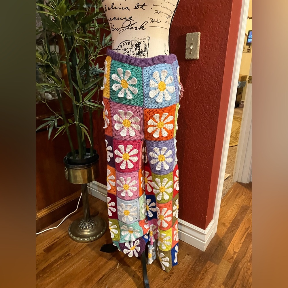 NWT Crochet Daisy Pants, Knitted Flowers Retro Pants, Festival Boho Trousers